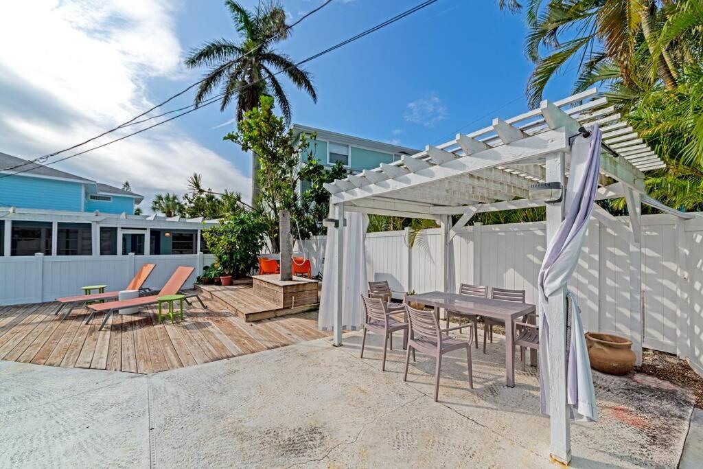 Walk To The Beach - Island Villa Cayo Siesta Exterior foto